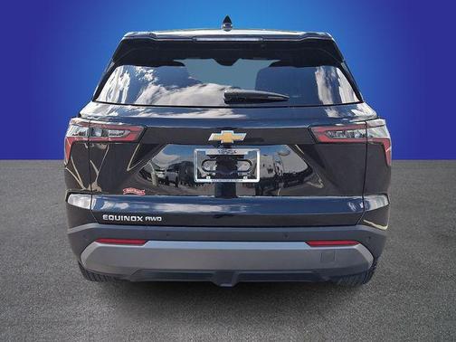 Mosaic Black Metallic 2025 Chevrolet Equinox 1LT