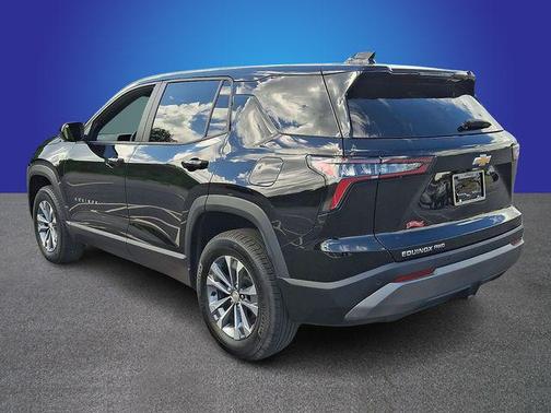 Mosaic Black Metallic 2025 Chevrolet Equinox 1LT