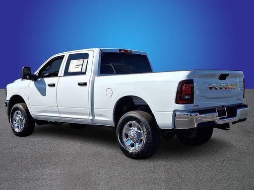 2026 RAM 2500 Tradesman Crew Cab 4x4 6'4' Box