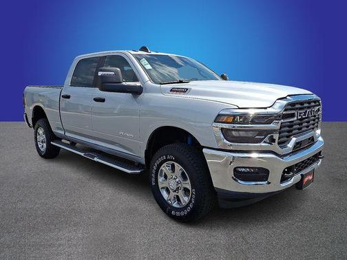 Silver Zynith 2026 RAM 2500 Big Horn Crew Cab 4x4 6'4' Box
