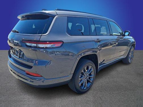 Baltic Gray Metallic Clearcoat 2026 Jeep Grand Cherokee L Limited