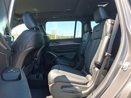 Baltic Gray Metallic Clearcoat 2026 Jeep Grand Cherokee L Limited