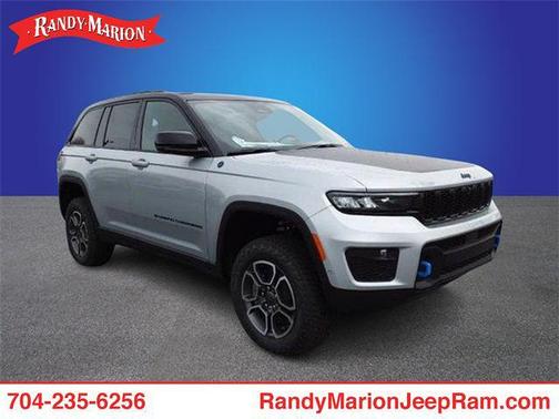 Silver Zynith 2022 Jeep Grand Cherokee 4xe Trailhawk