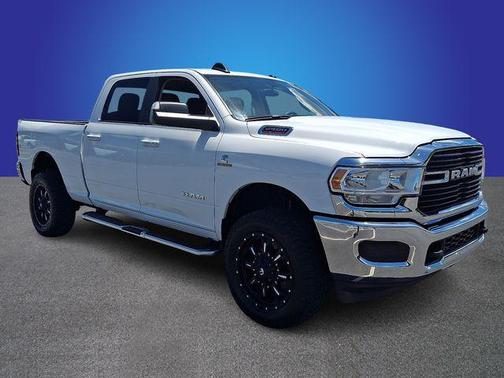 Bright White Clearcoat 2019 RAM 2500 Big Horn Crew Cab 4x4 6'4' Box