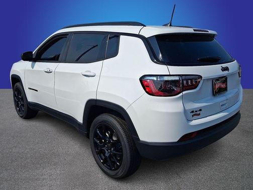 Bright White Clearcoat 2026 Jeep Compass Sport