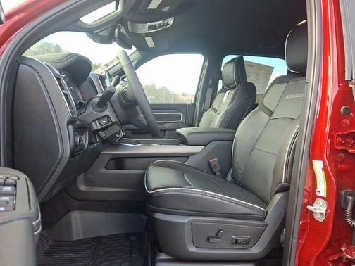 2026 RAM 2500 Laramie Crew Cab 4x4 6'4' Box