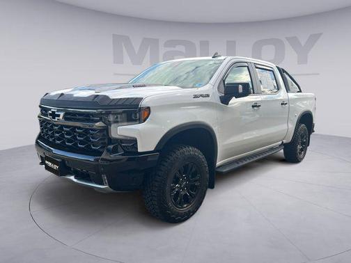 Summit White 2025 Chevrolet Silverado 1500 ZR2