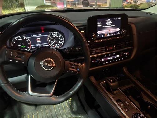 2022 Nissan Pathfinder SV 4WD