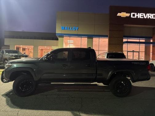 2017 Toyota Tacoma TRD Sport