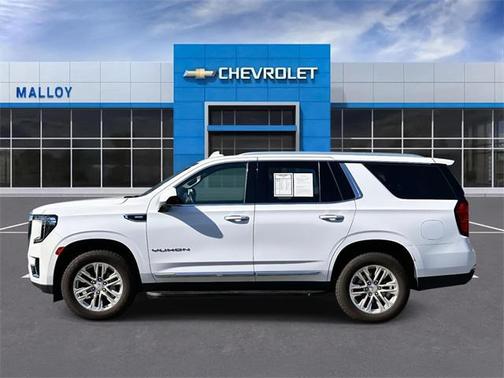 2023 GMC Yukon SLT