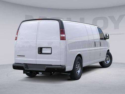 Summit White 2025 Chevrolet Express 2500 Work Van