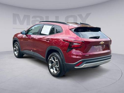 Crimson Metallic 2025 Chevrolet Trax LT