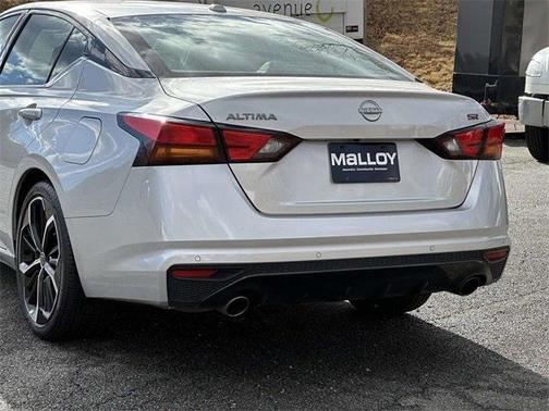 2024 Nissan Altima SR FWD