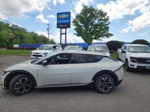 2022 Kia EV6 Wind