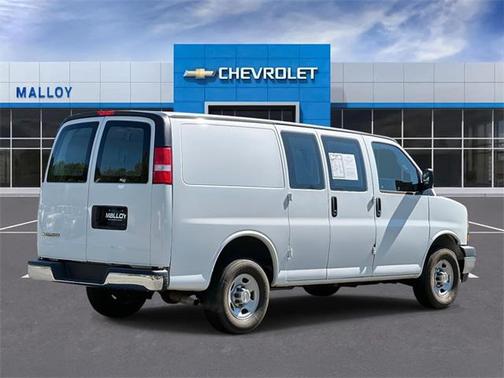 2022 Chevrolet Express 2500 RWD 2500 Regular Wheelbase WT