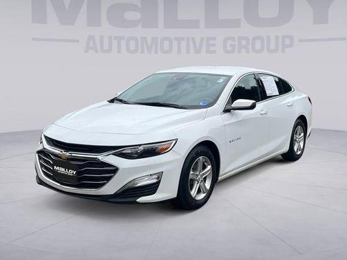 Summit White 2022 Chevrolet Malibu 1LS