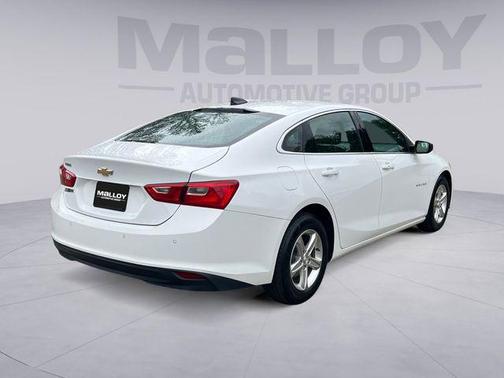 Summit White 2022 Chevrolet Malibu 1LS