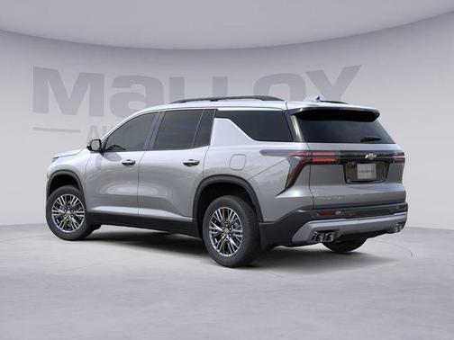 Sterling Gray Metallic 2026 Chevrolet Traverse LT
