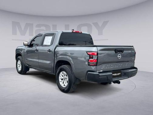 2025 Nissan Frontier S