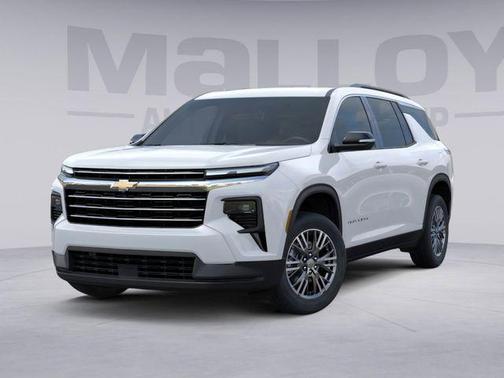 Summit White 2026 Chevrolet Traverse LT