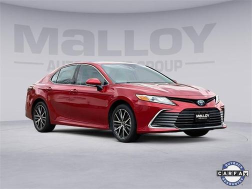2023 Toyota Camry Hybrid XLE