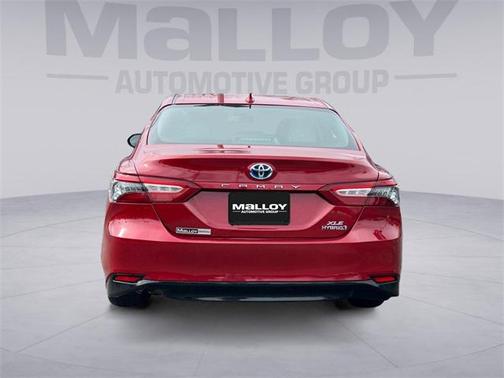 2023 Toyota Camry Hybrid XLE