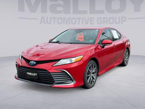 2023 Toyota Camry Hybrid XLE