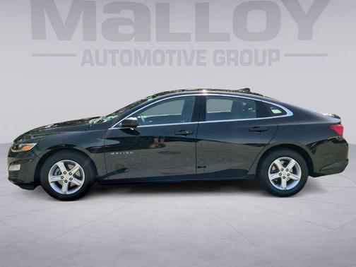 Black Metallic 2022 Chevrolet Malibu 1LS