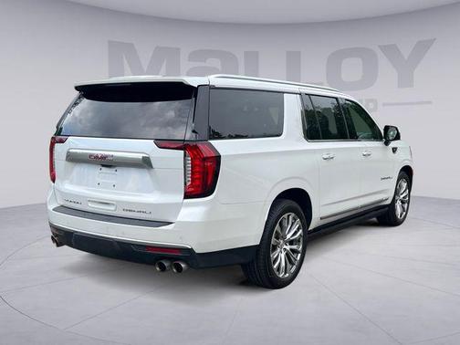 White Frost Tricoat 2021 GMC Yukon XL Denali