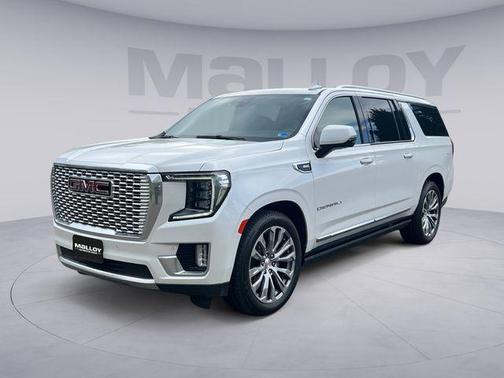 White Frost Tricoat 2021 GMC Yukon XL Denali