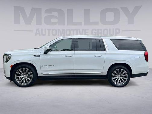 White Frost Tricoat 2021 GMC Yukon XL Denali