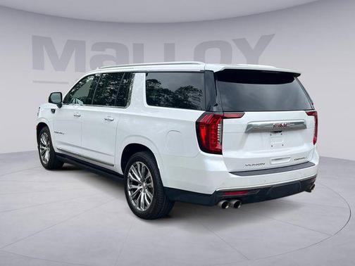 White Frost Tricoat 2021 GMC Yukon XL Denali