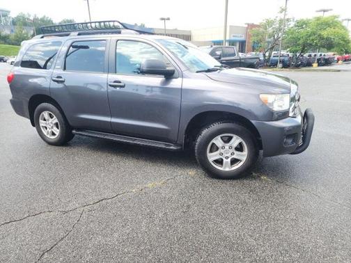 2017 Toyota Sequoia SR5