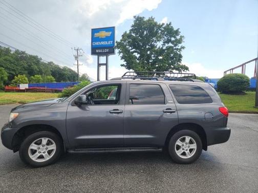 2017 Toyota Sequoia SR5