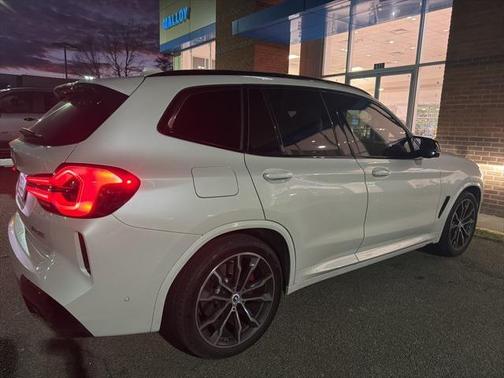 2023 BMW X3 M40i