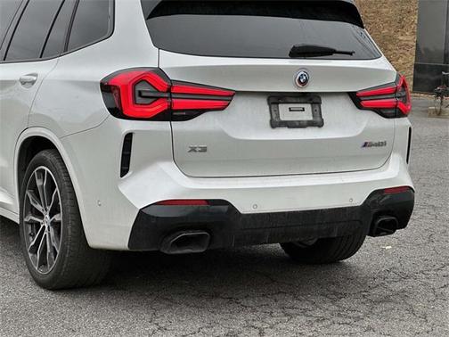 2023 BMW X3 M40i