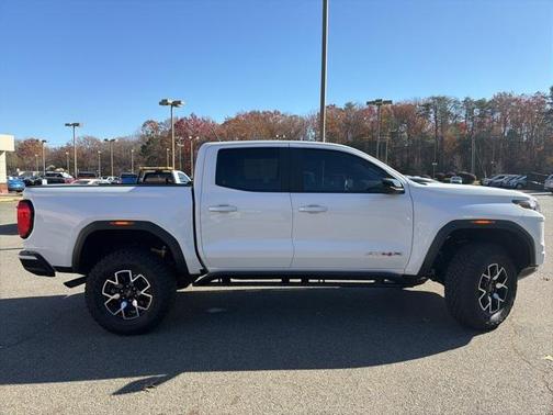 2024 GMC Canyon AT4X