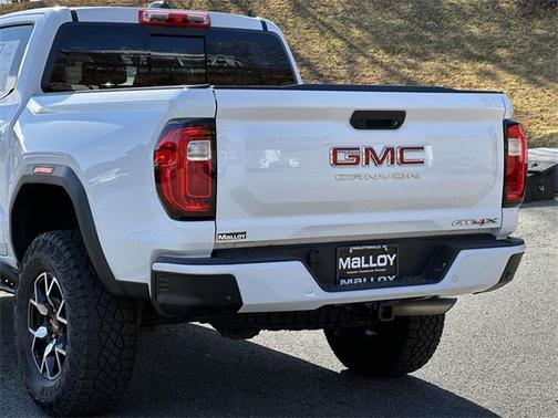 2024 GMC Canyon AT4X