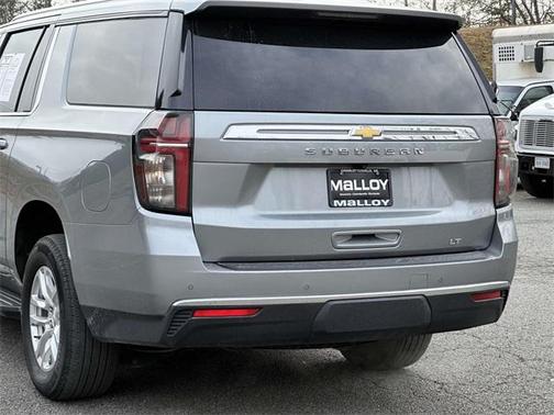 2024 Chevrolet Suburban LT