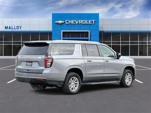 2024 Chevrolet Suburban LT