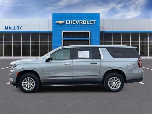 2024 Chevrolet Suburban LT