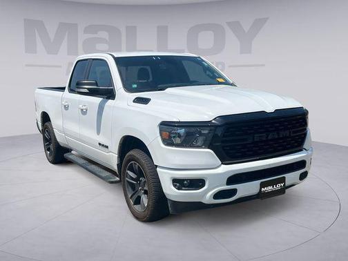 Bright White Clearcoat 2022 RAM 1500 Big Horn/Lone Star
