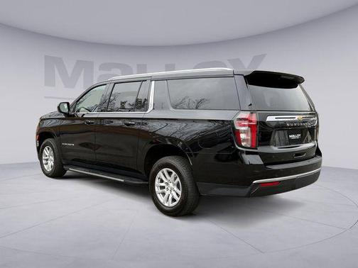 2024 Chevrolet Suburban LT