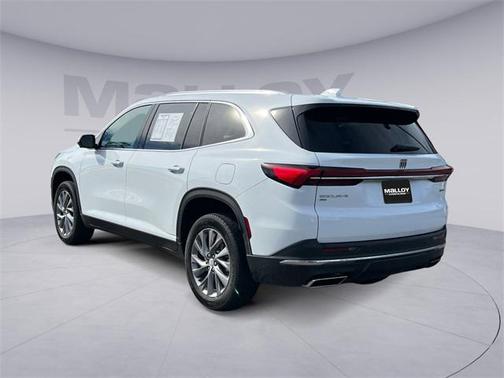 2025 Buick Enclave Preferred FWD