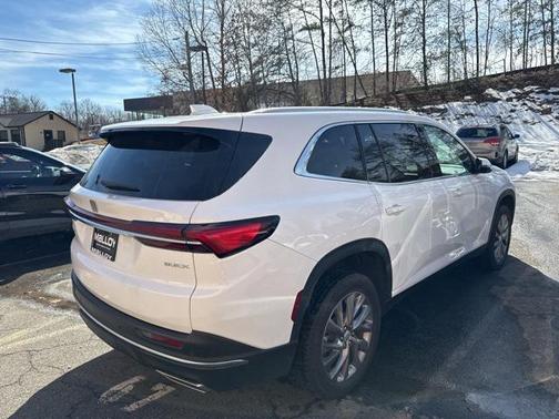 2025 Buick Enclave Preferred FWD