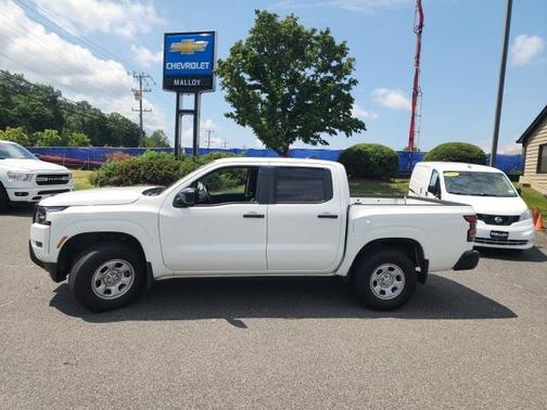 2022 Nissan Frontier S