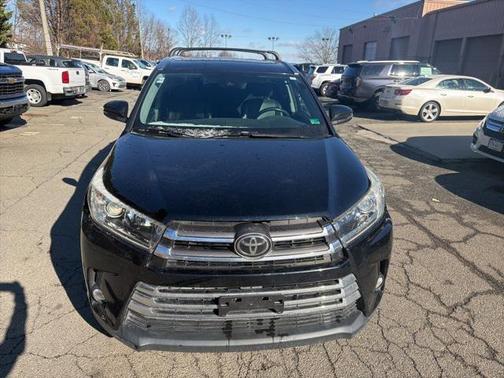 2018 Toyota Highlander Limited Platinum