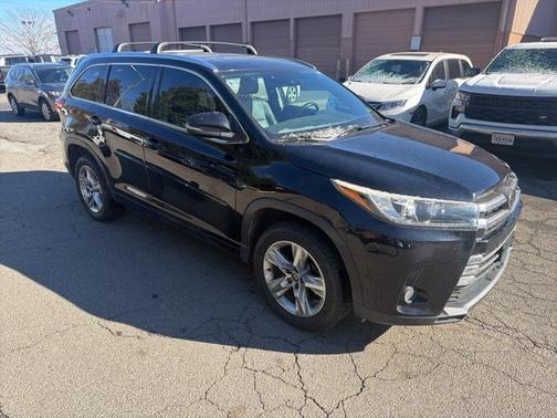 2018 Toyota Highlander Limited Platinum