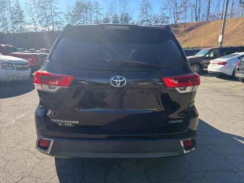 2018 Toyota Highlander Limited Platinum