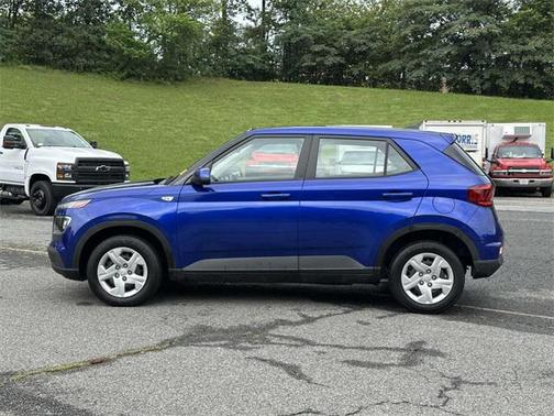 2020 Hyundai VENUE SE